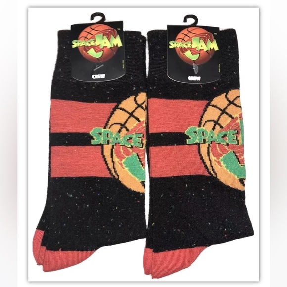 Space Jam Crew Socks 2 Pair Men 8-12 Black Red  w Basketball Jordan Looney Tunes - Picture 1 of 8